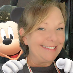 Meet your Posher, Deanna